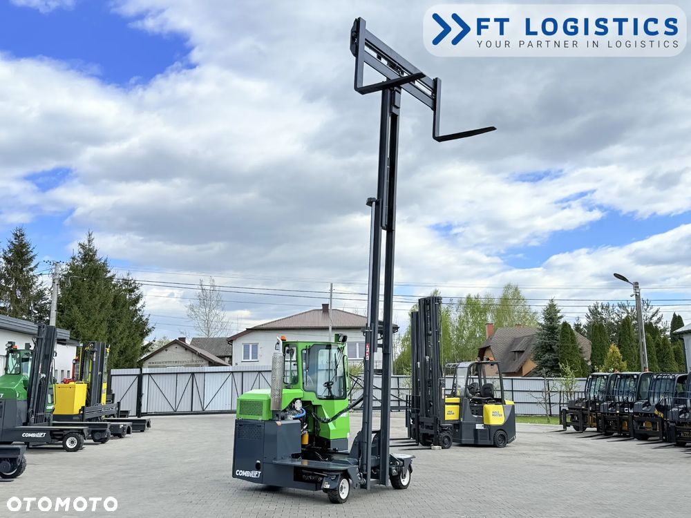 Combilift WÓZEK CZTEROKIERUNKOWY - WIELOKIERUNKOWY - SPRZEDAŻ - WYNAJEM | COMBILIFT C3000 | DIESEL | TRIPLEX 5952MM | SZEROKI POZYCJONER WIDEŁ 2700MM | WOLNY SKOK | STAN IDEALNY | Szeroka oferta wózków czterokierunkowych i bocznych, dopasowanych do różnorodnych potrzeb i zastosowań - 33