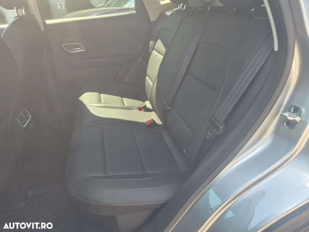 MG ZS HEV 1.5 GSI AT Exclusive - 11