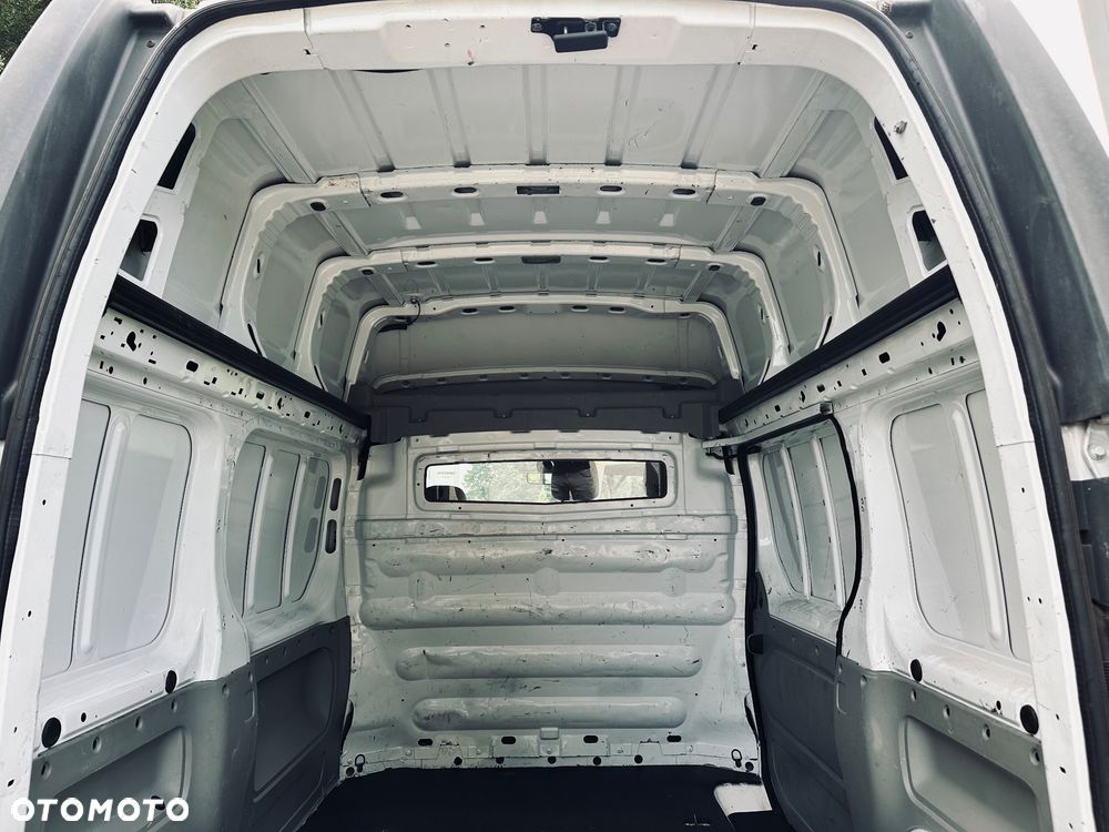 Renault Trafic - 20