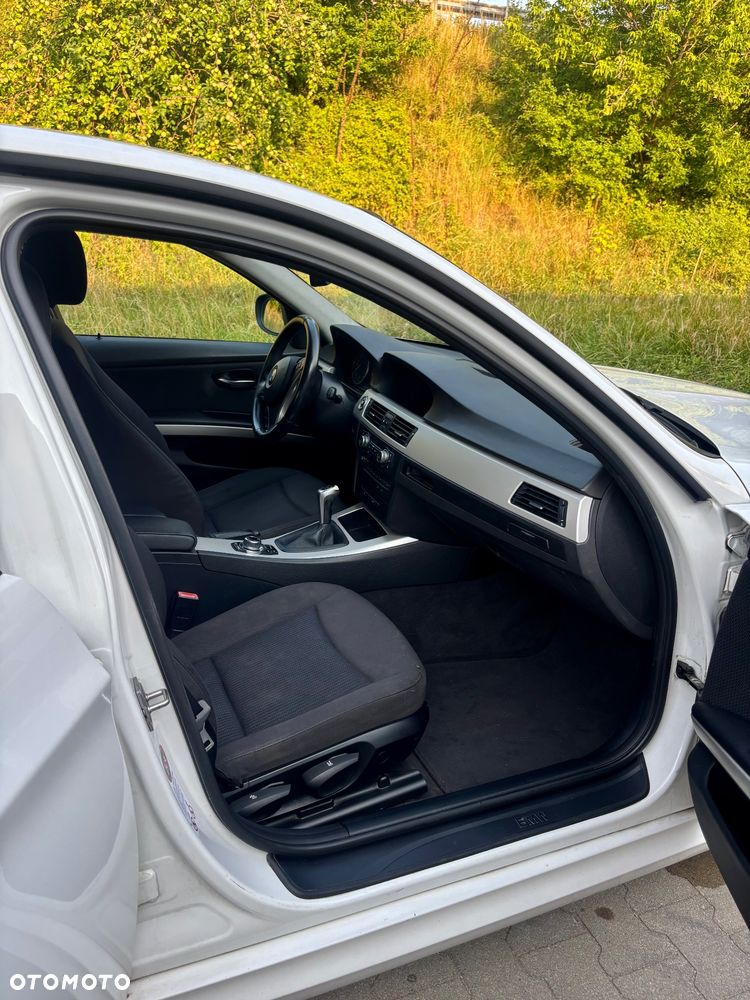 BMW Seria 3 - 20
