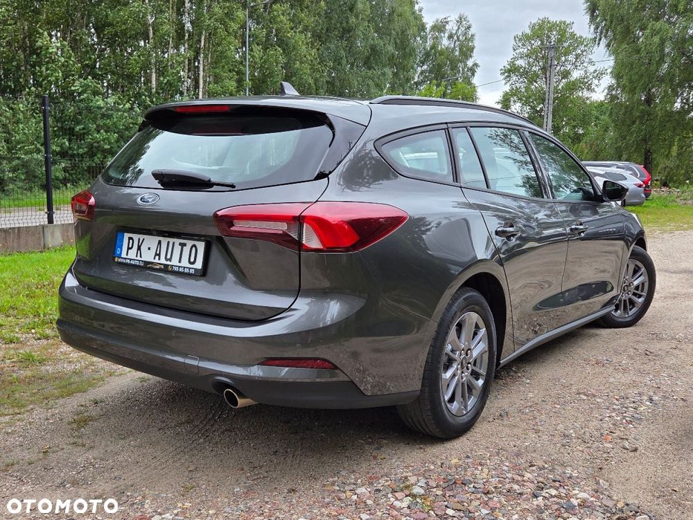 Ford Focus 1.5 EcoBlue Start-Stopp-System TITANIUM - 2