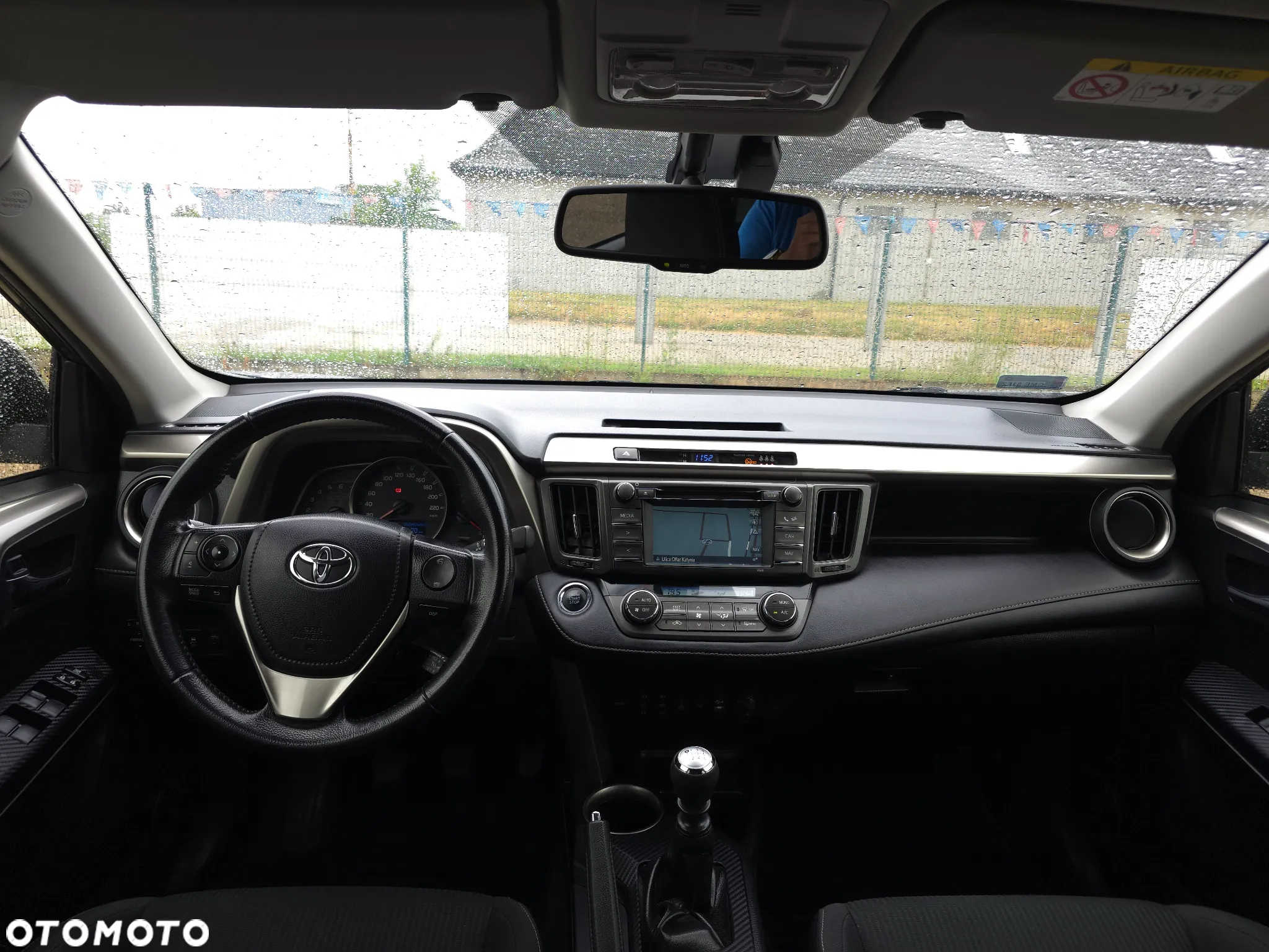 Toyota RAV4 2.0 D-4D Premium - 37