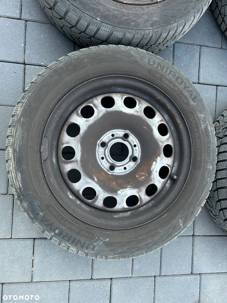 Koła Zimowe Mini Seat Skoda Vw 5x100 ET 45 175/65/15 Uniroyal 8,5mm - 6