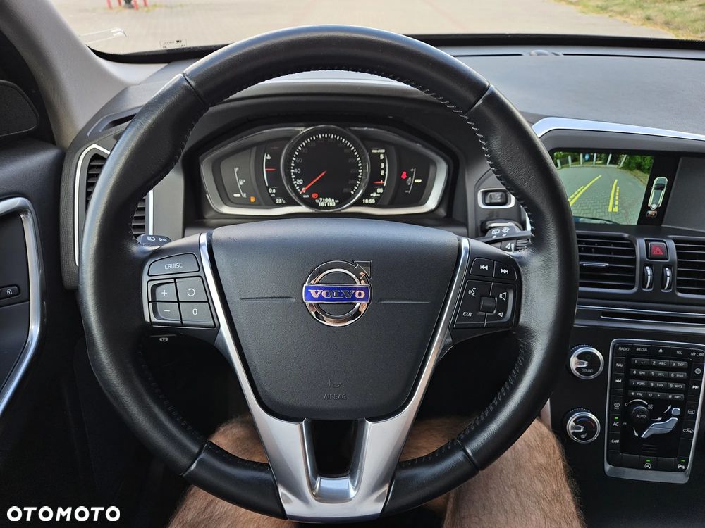 Volvo XC 60 D4 Drive-E Summum - 10