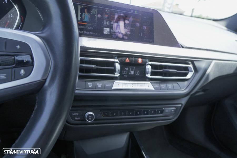 BMW 216 Gran Coupé d Pack Desportivo M - 17