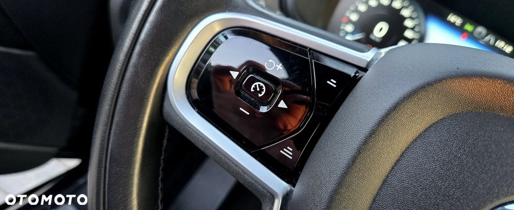 Volvo V90 Cross Country D5 AWD Geartronic Pro - 26