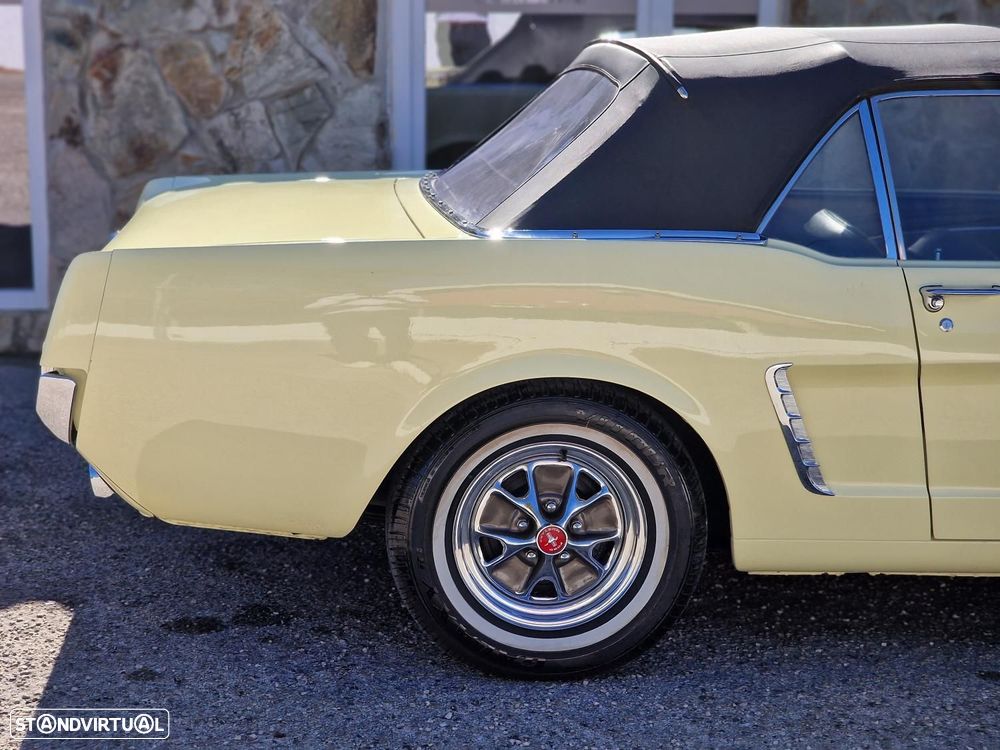 Ford Mustang - 17