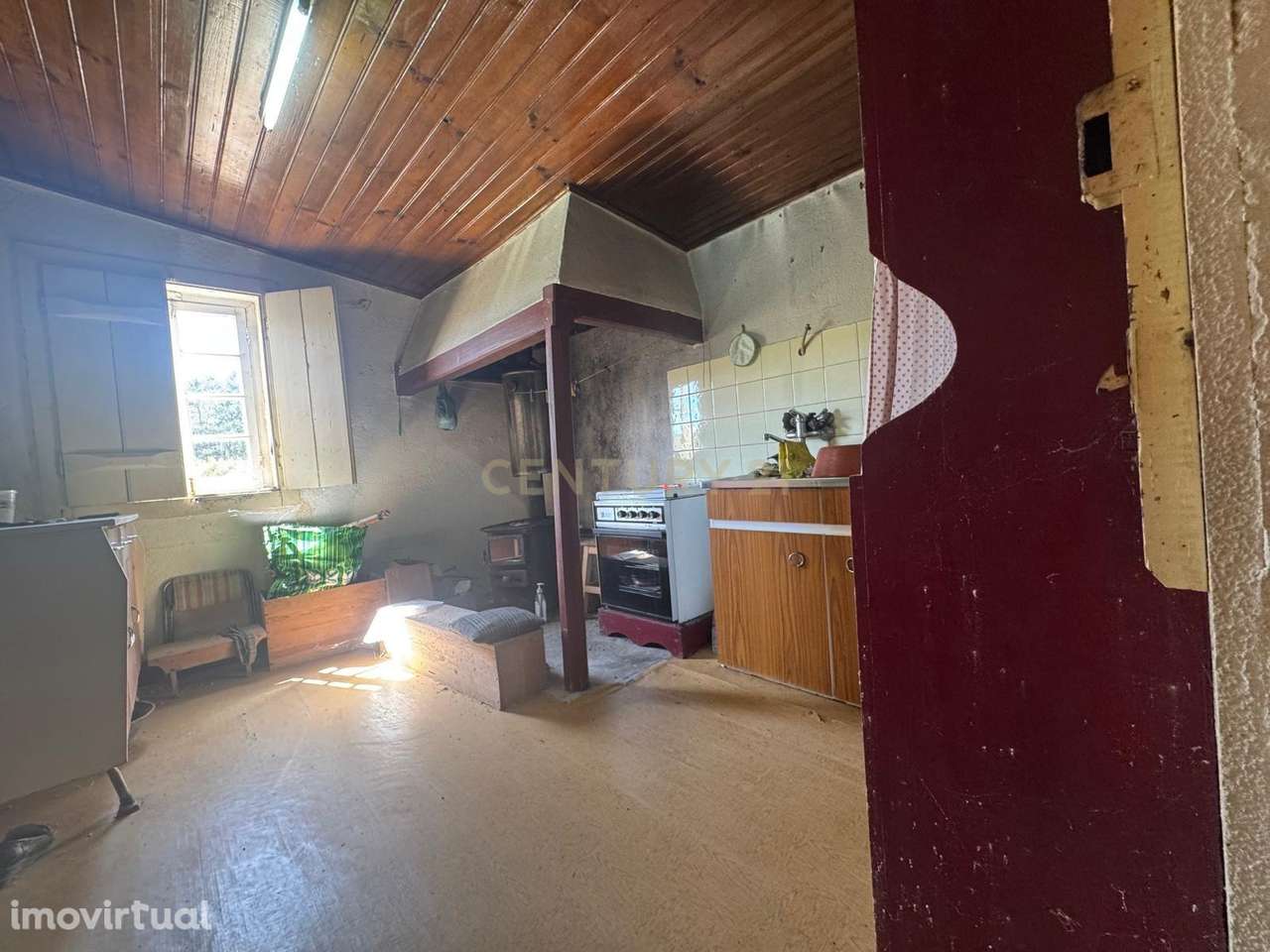 Oportunidade de Recuperação em Pombal - 3 Quartos e 122m² - Grande imagem: 4/47