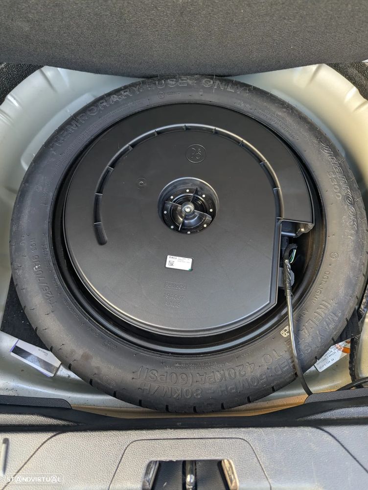 Ford Focus SW 1.0 EcoBoost ST-Line - 25
