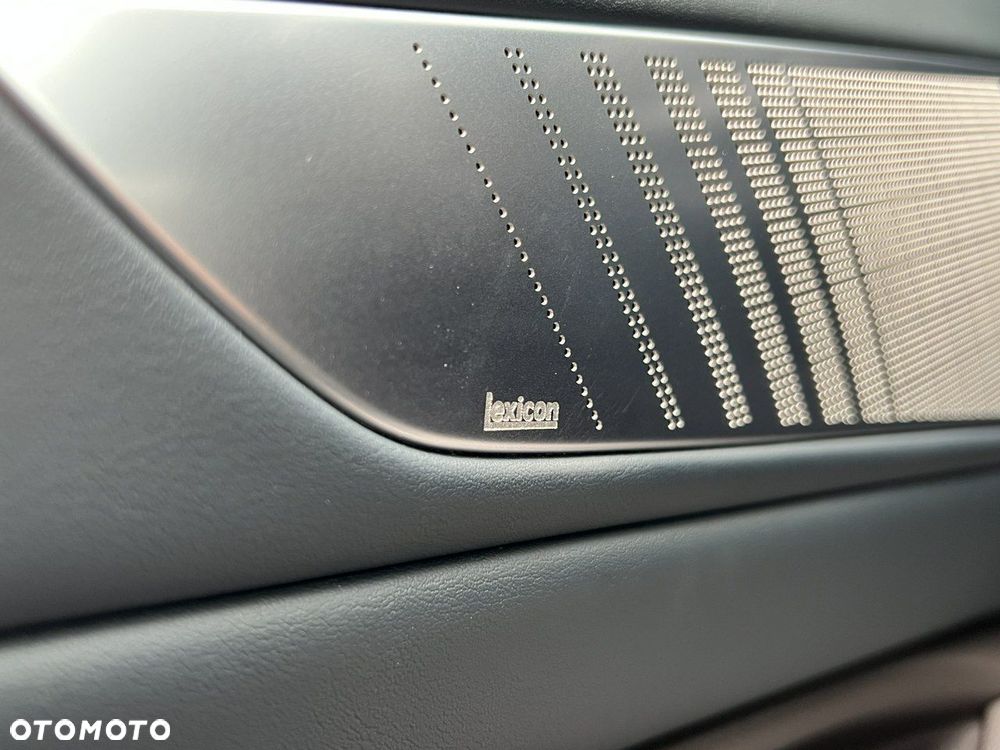 Genesis G80 - 35