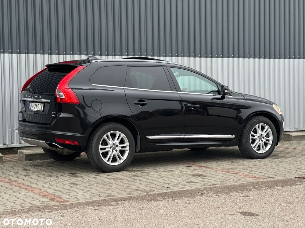 Volvo XC 60 T5 AWD Summum - 40