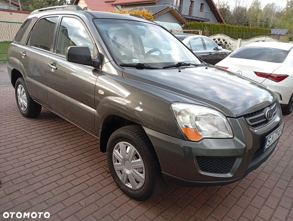 Kia Sportage 2.0 Tour - 17