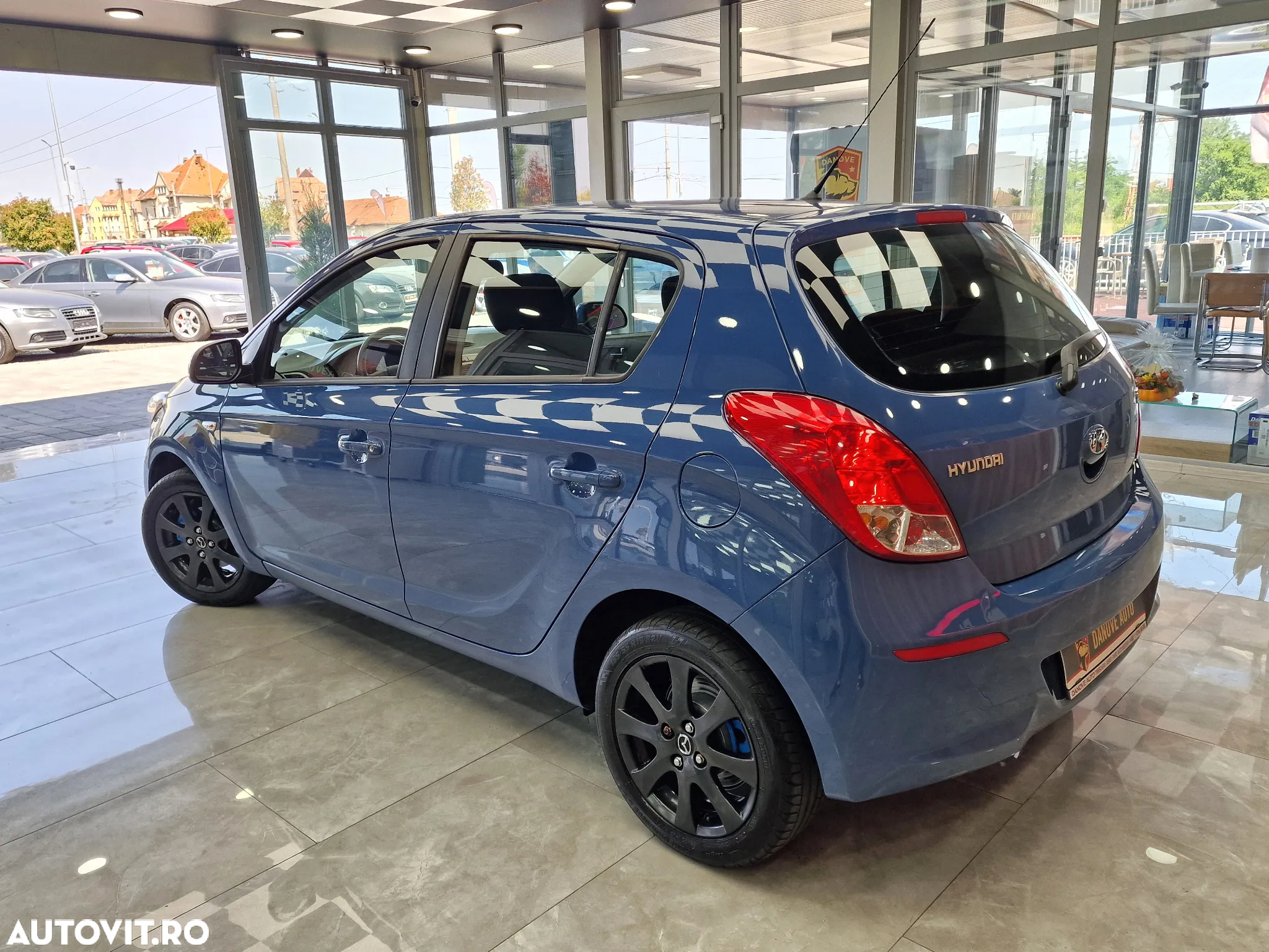 Hyundai i20 1.4 Automatik Style - 13