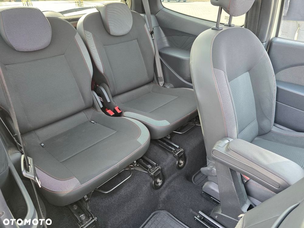 Renault Clio - 8