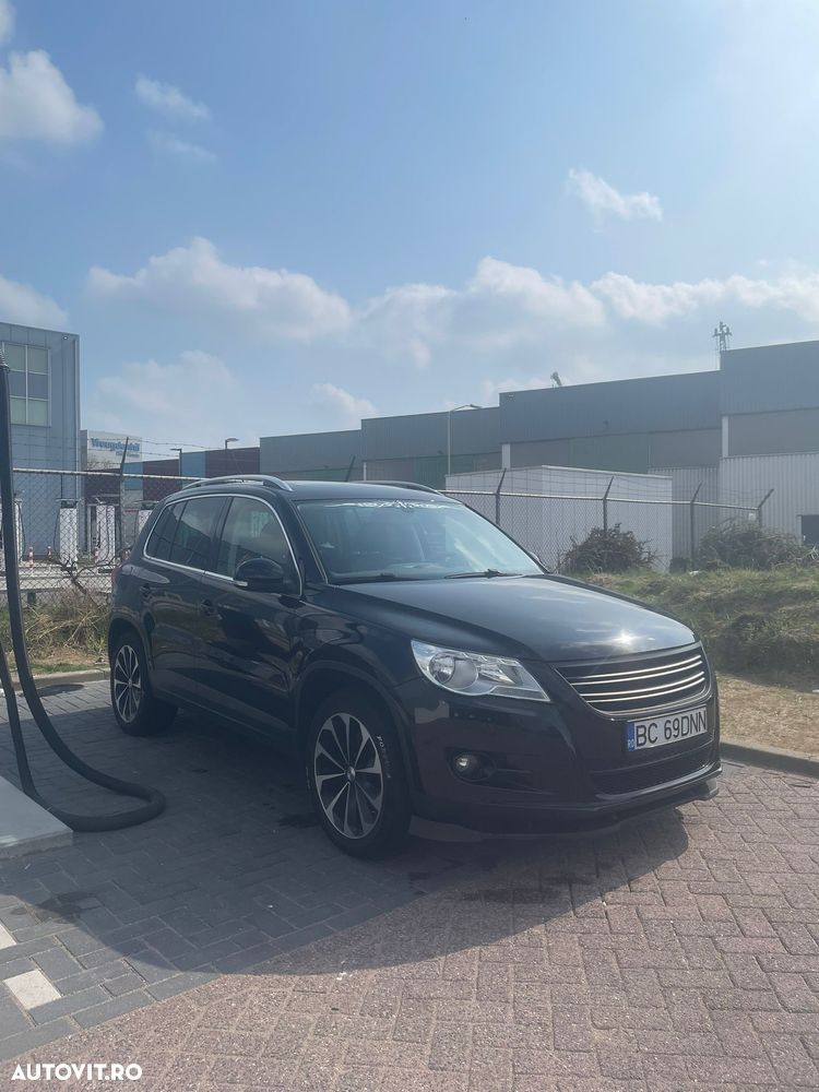 Volkswagen Tiguan 2.0 TDI DPF BMT Sport&Style - 9