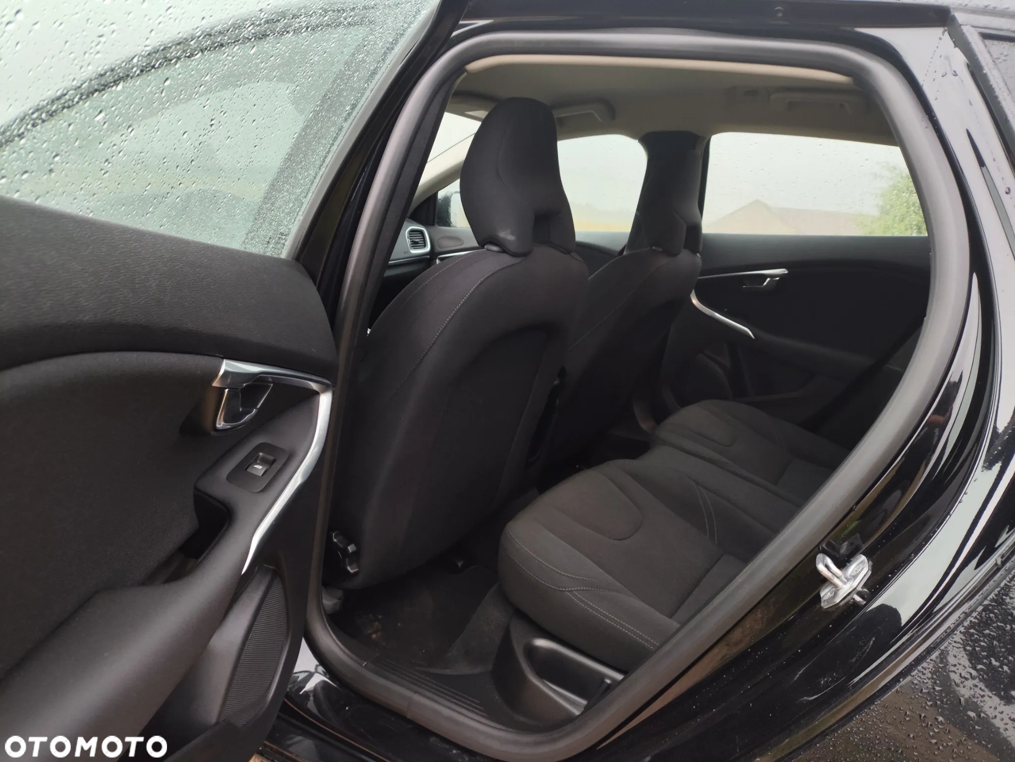 Volvo V40 D2 Summum - 9