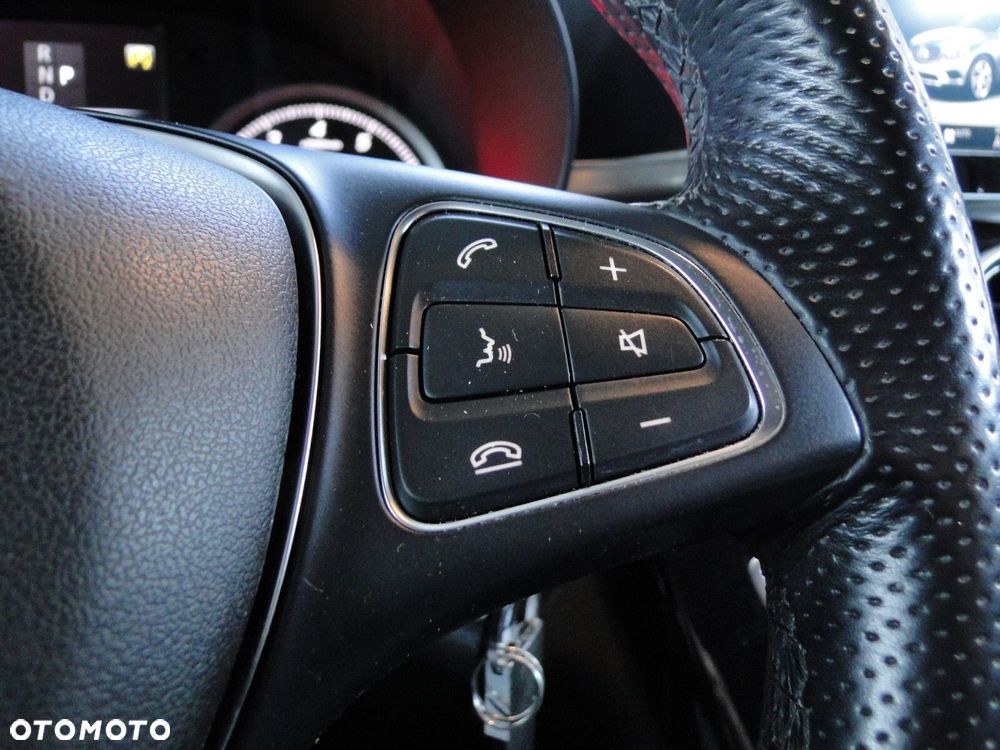 Mercedes-Benz GLC - 30