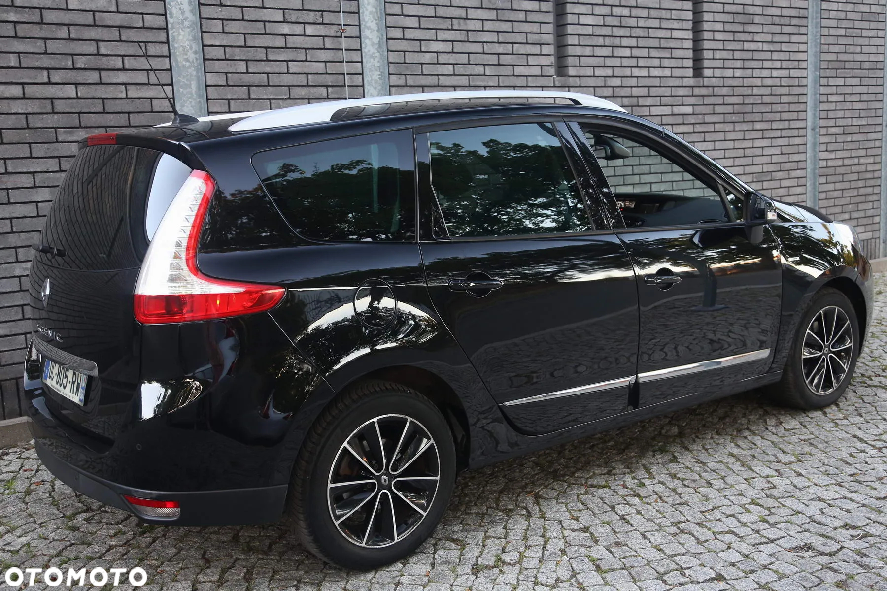 Renault Grand Scenic ENERGY TCe 130 S&S Bose Edition - 7