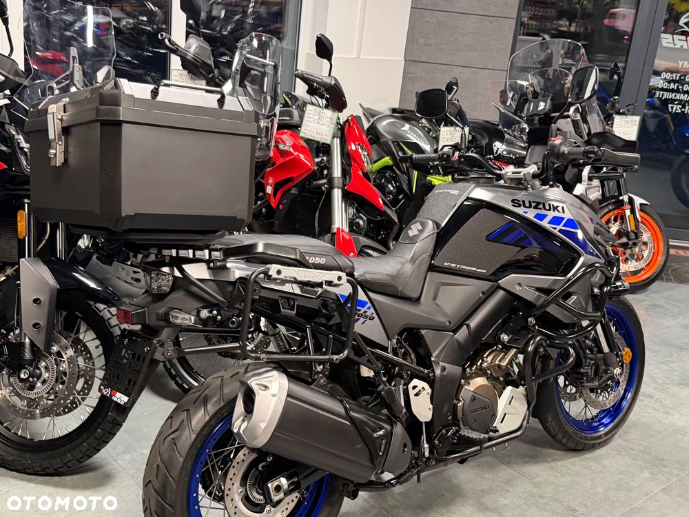 Suzuki V-STROM - 6
