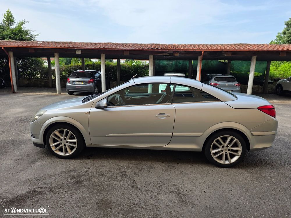 Opel Astra Cabrio TwinTop 1.9 CDTi - 3