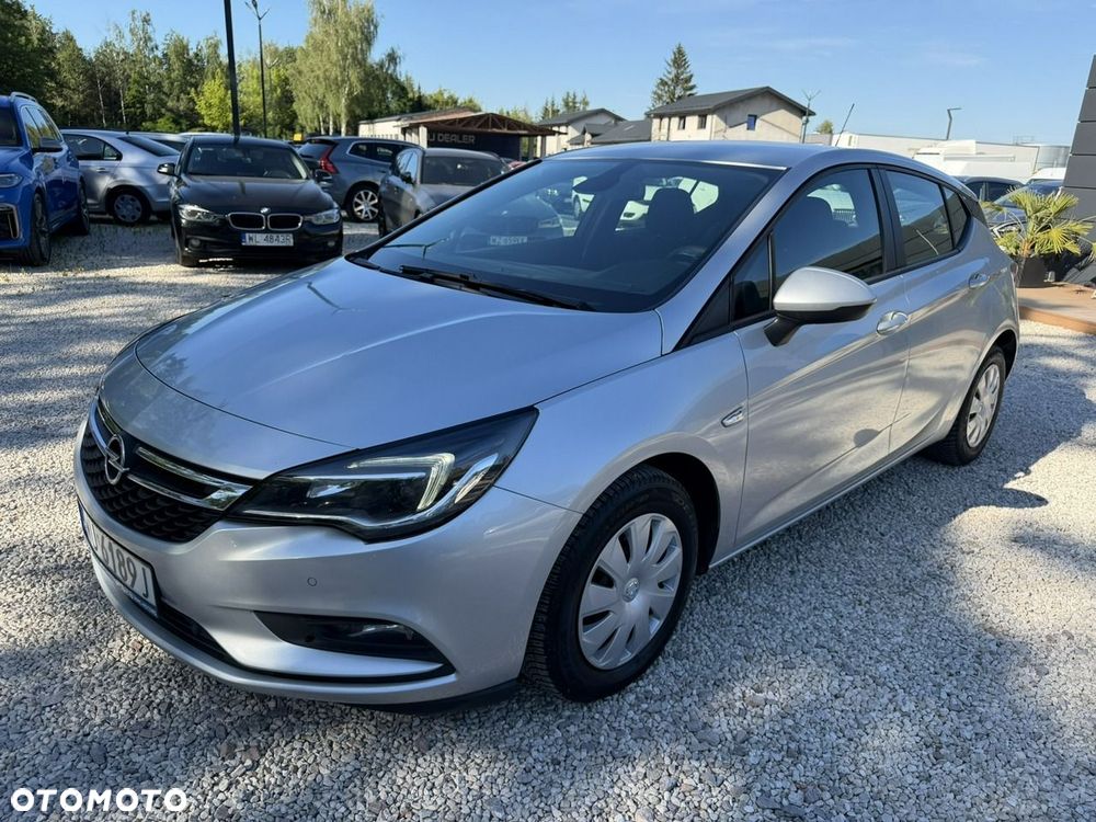 Opel Astra 1.4 T Enjoy S&S - 8