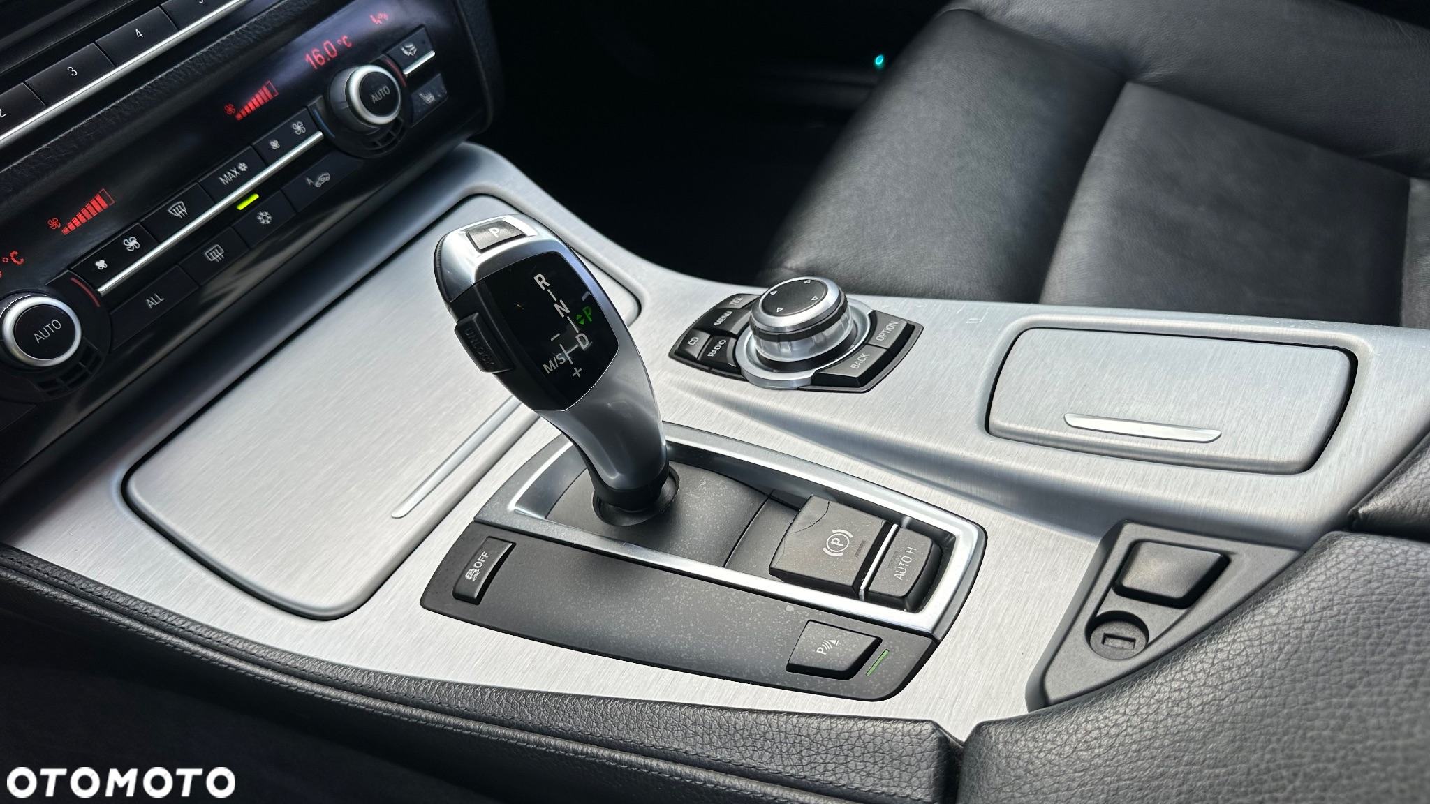 BMW Seria 5 520d Touring - 16
