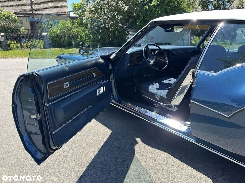 Buick Riviera - 12