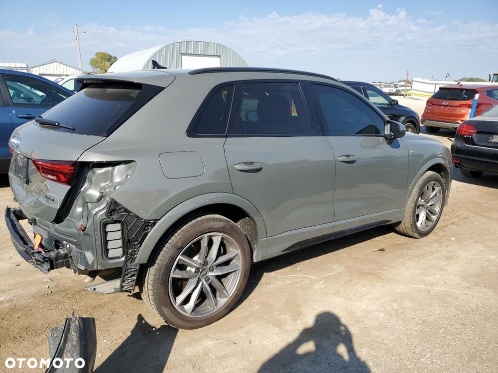 Audi Q3 45 TFSI Quattro S tronic S line - 4