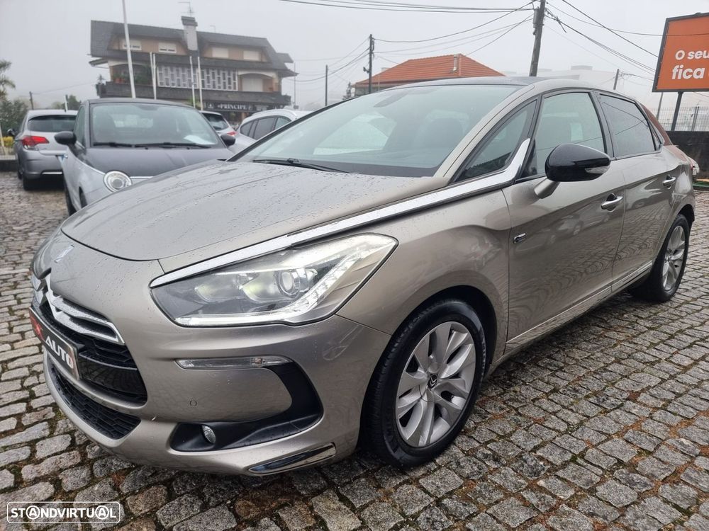 Citroën DS5 2.0 HDi Hybrid4 So Chic CMP6 - 1