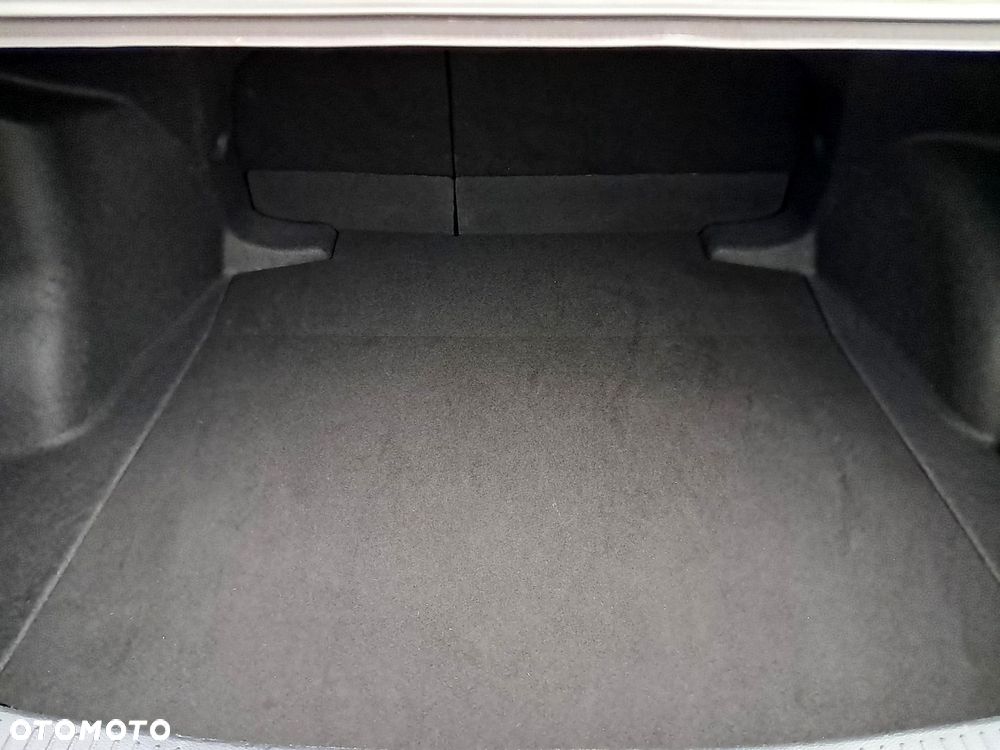 Toyota Corolla 1.8 Hybrid Style - 9