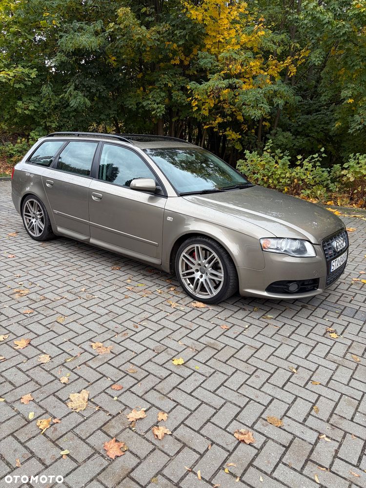 Audi A4 Avant 2004 photo 4