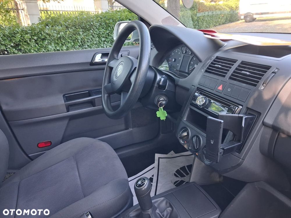Volkswagen Polo - 18
