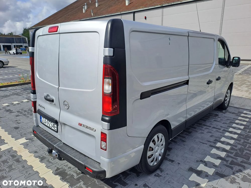 Opel Vivaro - 4