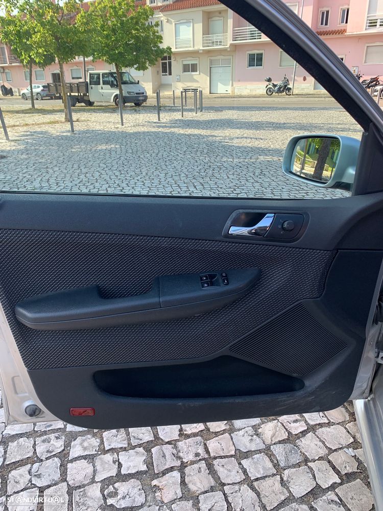 Skoda Fabia Break 1.2 Sport - 6