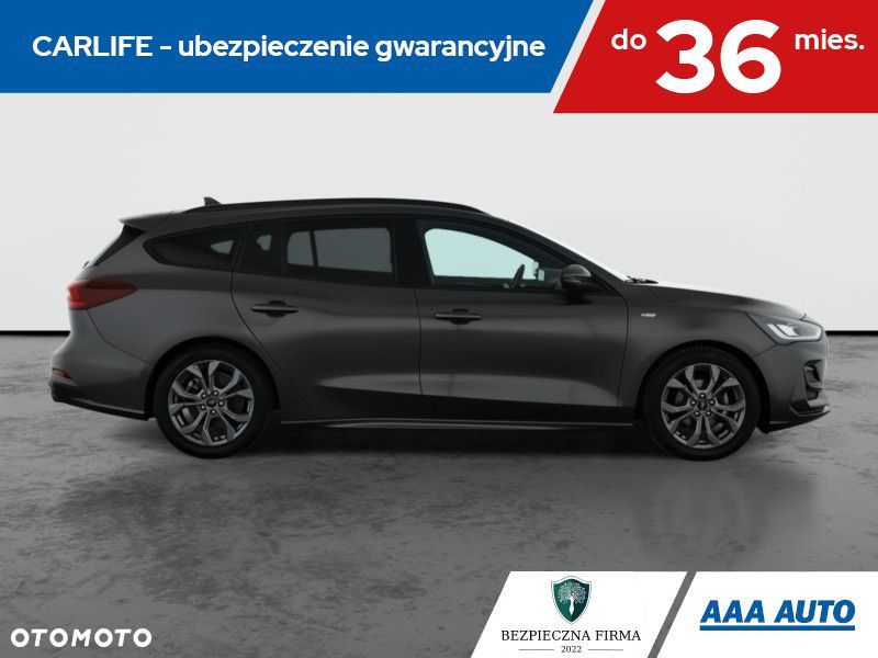 Ford Focus SW - 8