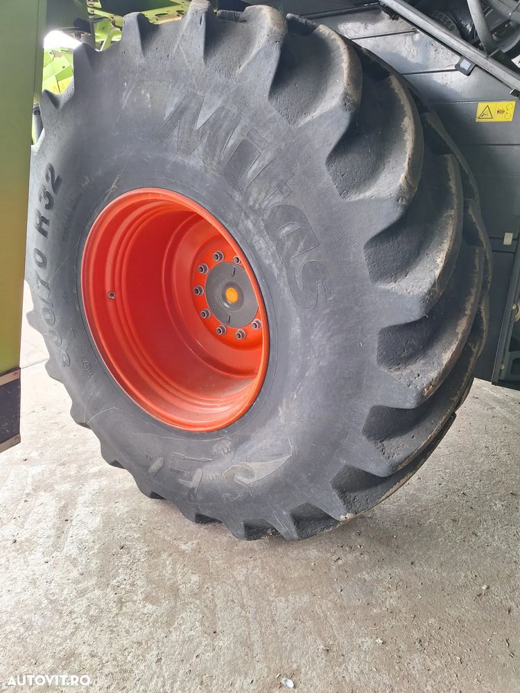 Claas Lexion 750 - 4