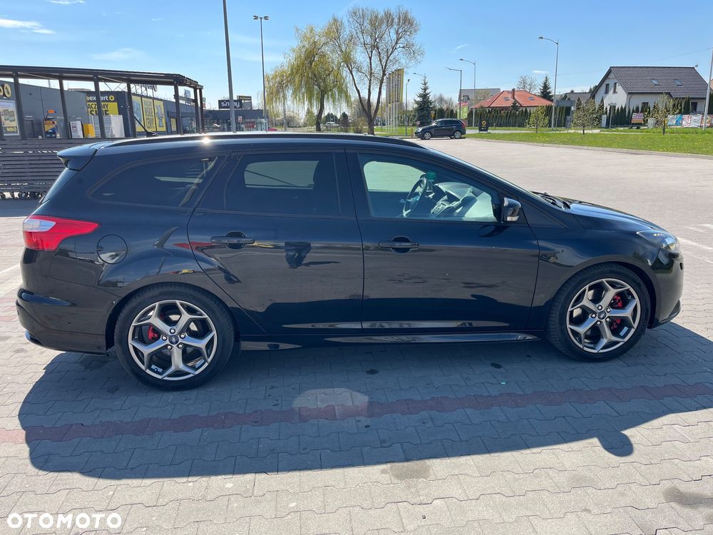 Ford Focus 2.0 EcoBoost ST - 7