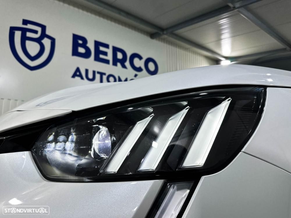 Peugeot e-208 50 kWh GT Pack - 14
