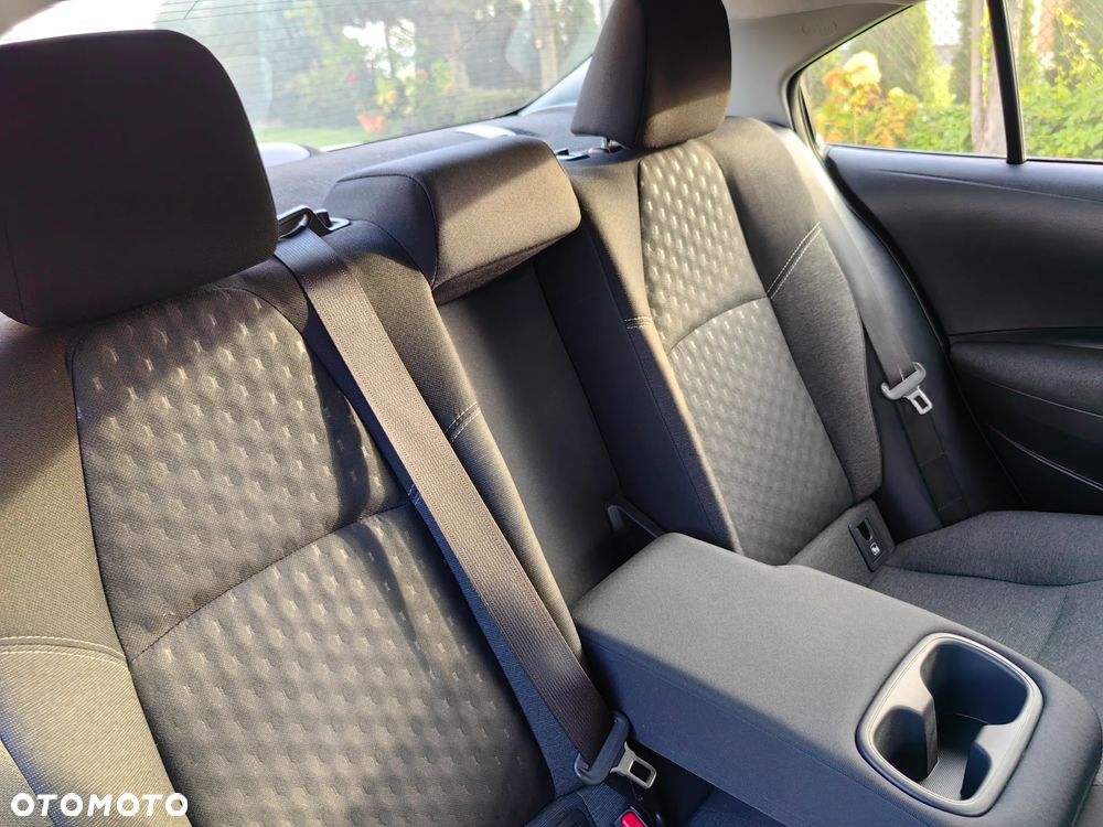 Toyota Corolla 1.8 Hybrid Comfort - 20