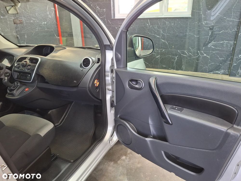 Renault Kangoo Lift Klimatyzacja Czujniki Parkowania Elektryczne Szyby Elektryczne Lusterka Sprowadzony Przesuwane Drzwi Z Lewej Oraz Prawej Strony - 24