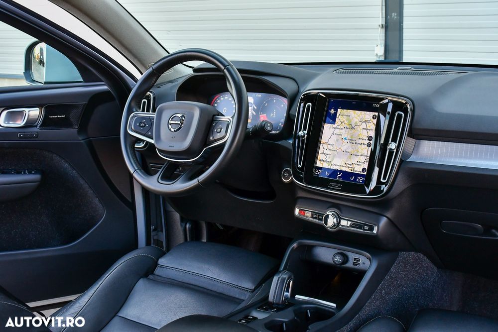Volvo XC 40 D3 AWD Momentum Pro - 14