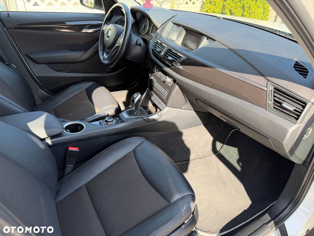 BMW X1 sDrive18d xLine - 15