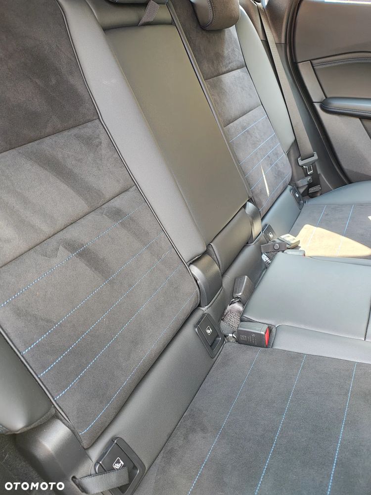 BMW Seria 2 218i M Sport - 12