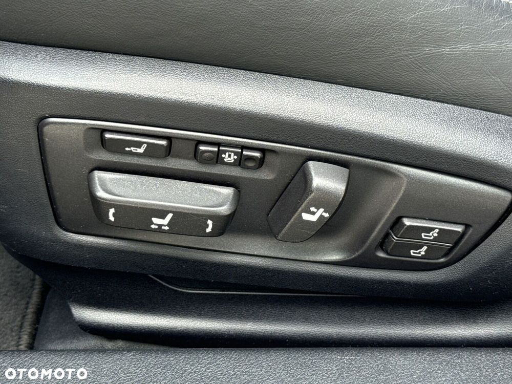 Lexus GS - 11