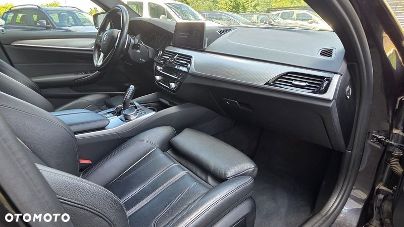 BMW Seria 5 520d xDrive M Sport Edition - 19