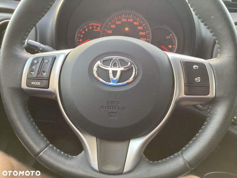 Toyota Yaris 1.33 VVT-i Edition 2014 - 21