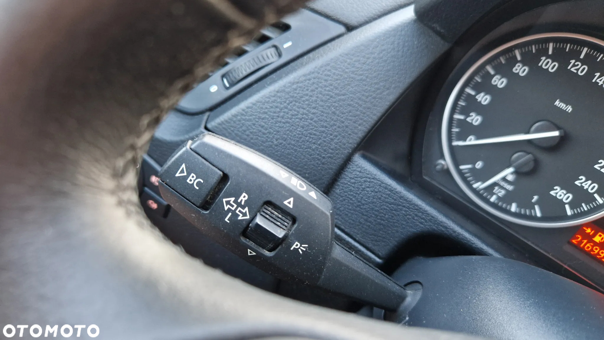 BMW X1 xDrive20d - 16