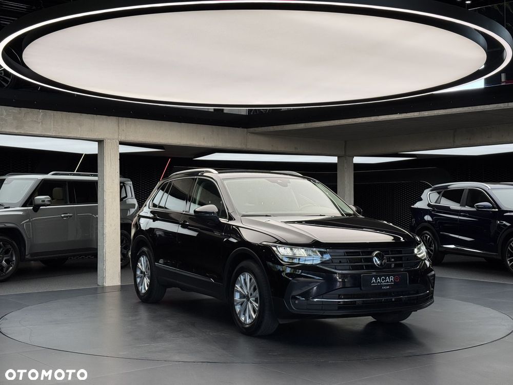 Volkswagen Tiguan 1.5 eTSI Life DSG - 8