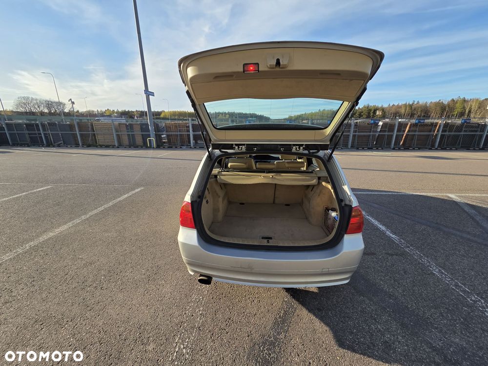 BMW Seria 3 320d DPF - 16