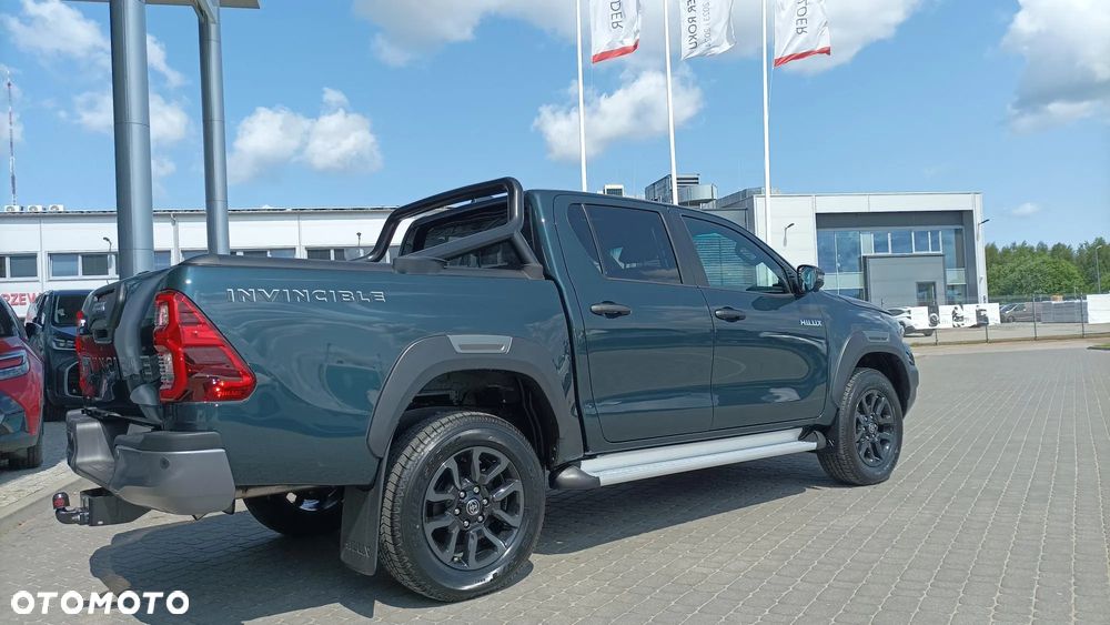 Toyota Hilux 2.8 D-4D Double Cab Invincible 4x4 - 9